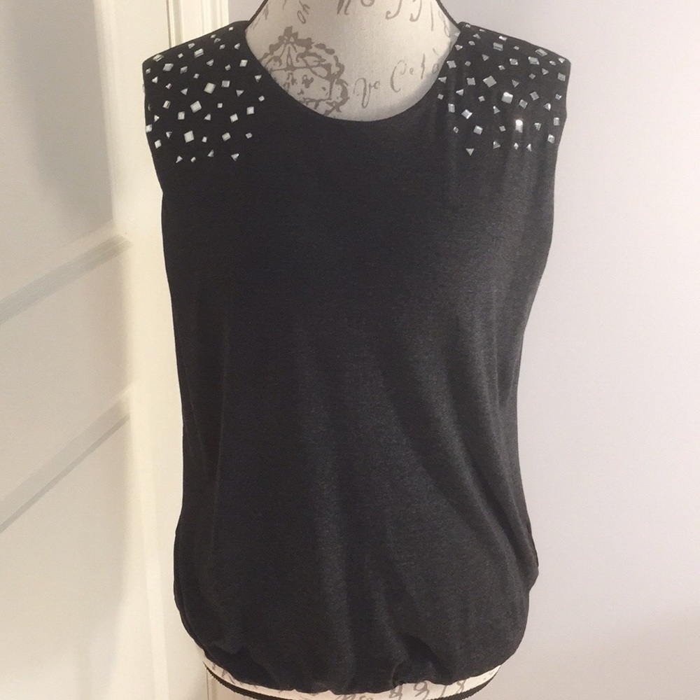 VINCE Camuto Gray Sleeveless Embellished Top